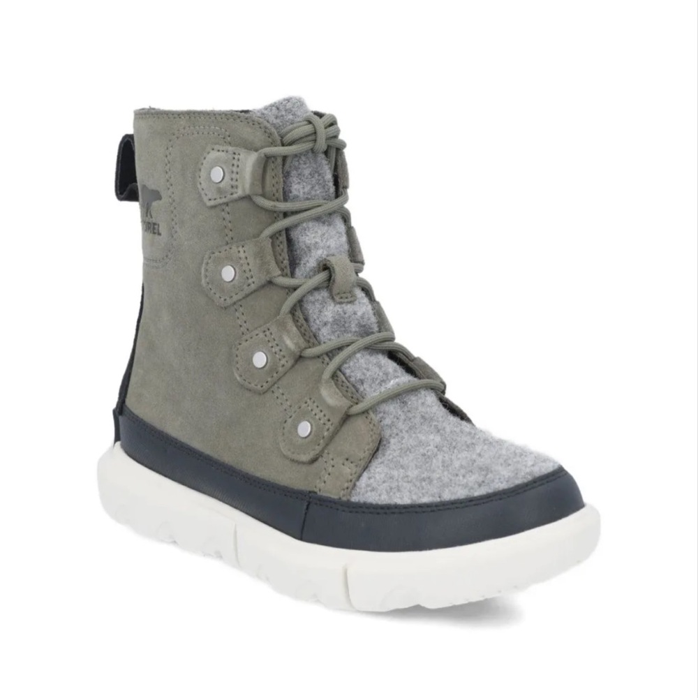 SOREL Explorer II Joan Frlt WP - New in Box Sz 9